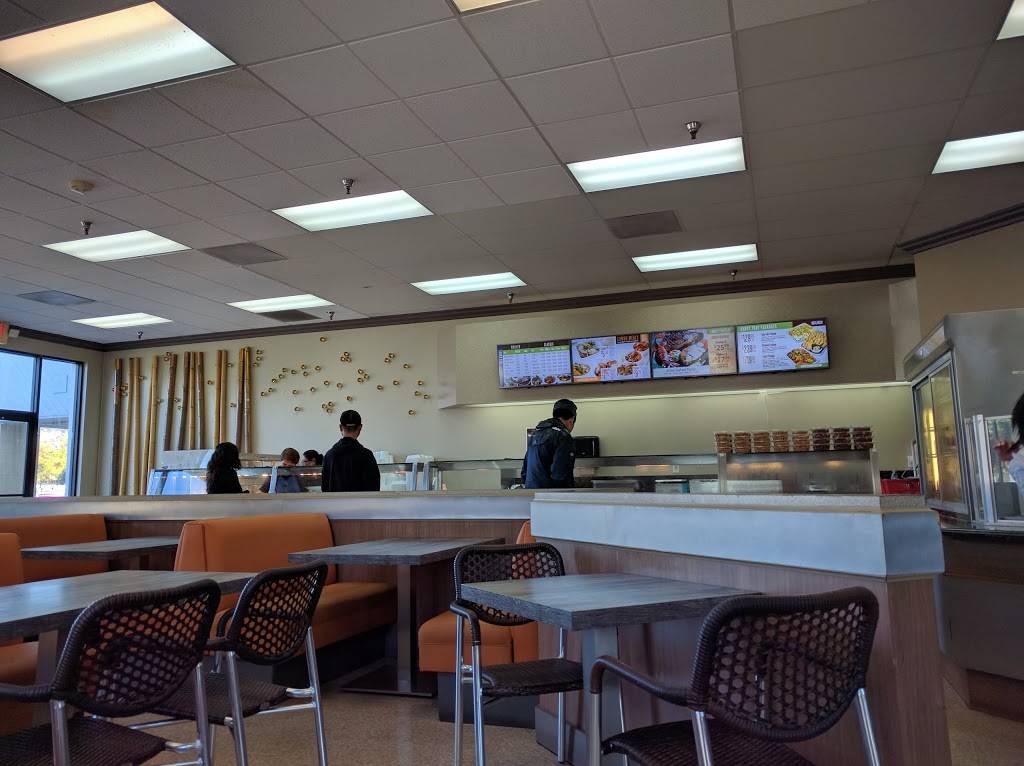 PhilHouse | restaurant | 1028 Oakwood Ave, Vallejo, CA 94591, USA | 7076458970 OR +1 707-645-8970