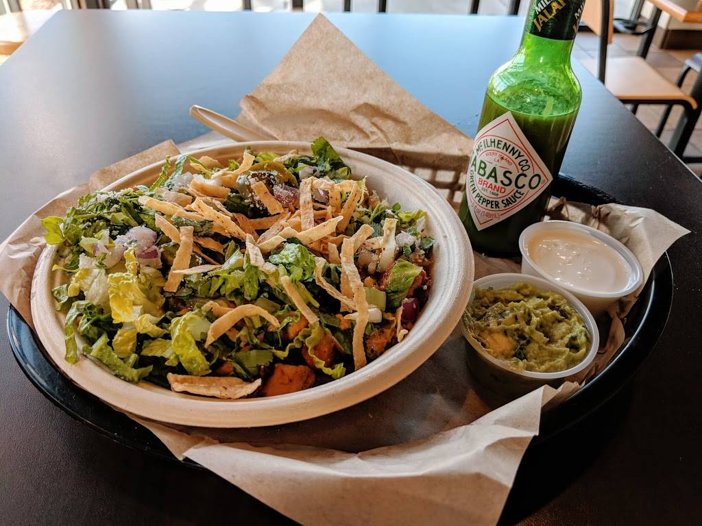 QDOBA Mexican Eats | restaurant | 1025 W Dundee Rd, Arlington Heights, IL 60004, USA | 2243875647 OR +1 224-387-5647