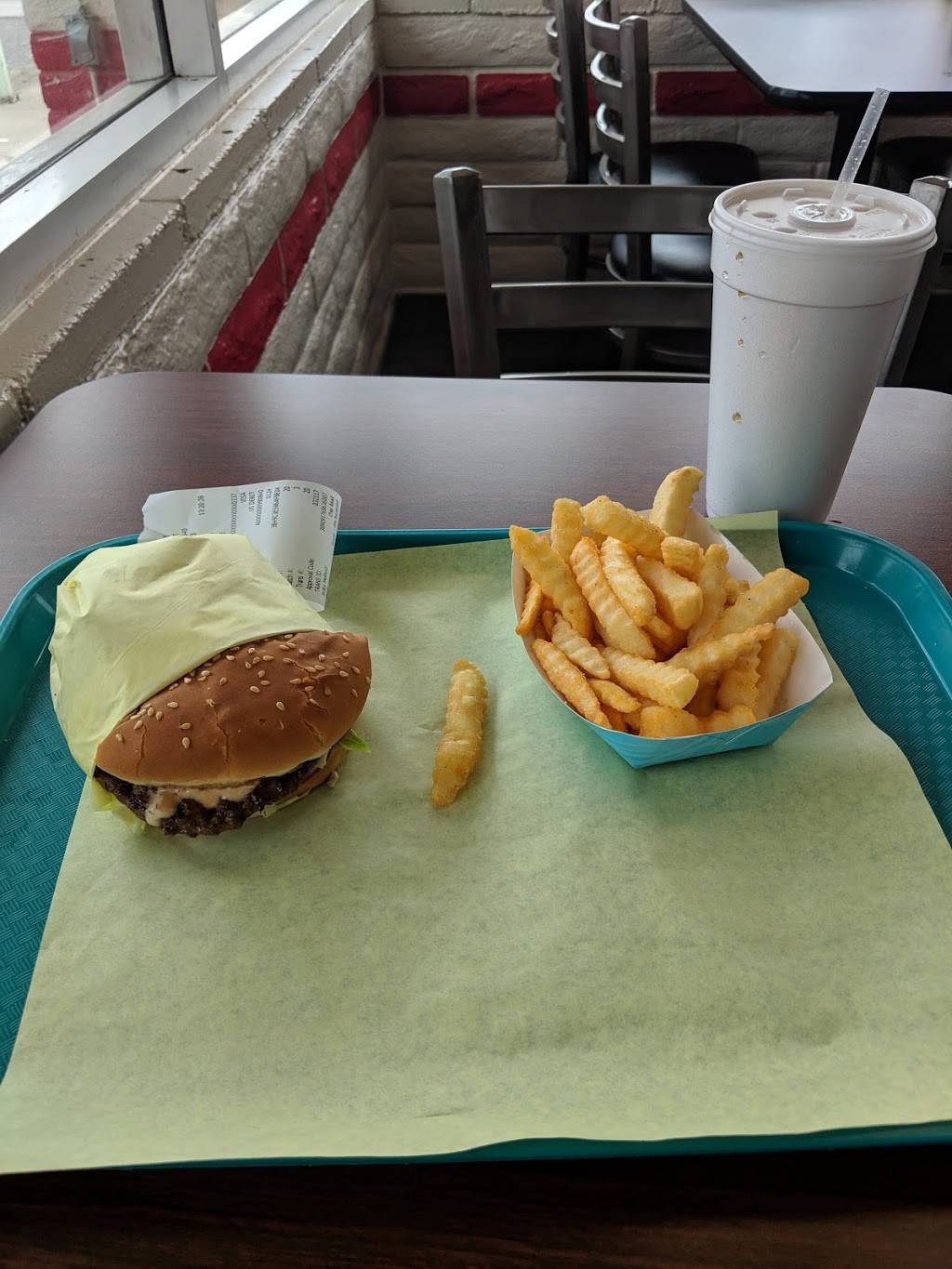 Burger Time | restaurant | 661 W 16th St, Merced, CA 95340, USA | 2093810173 OR +1 209-381-0173