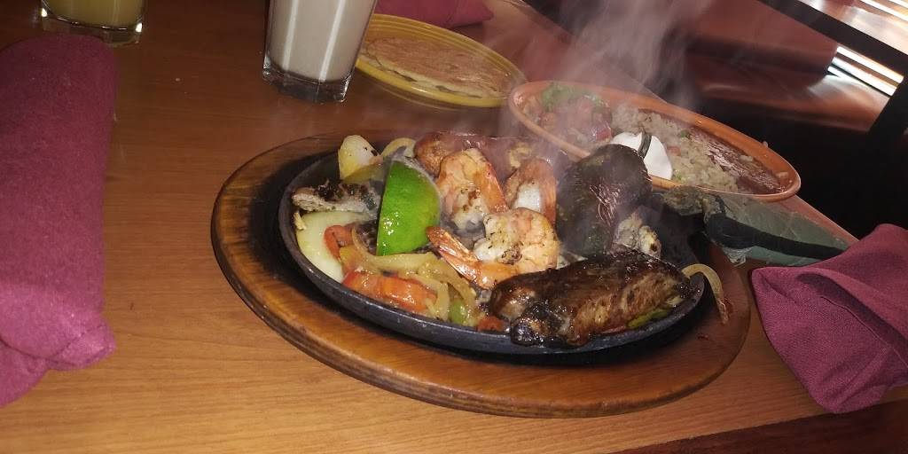 Santa Rosa Restaurant | restaurant | 107 Baughmans Ln, Frederick, MD 21702, USA | 3016629348 OR +1 301-662-9348