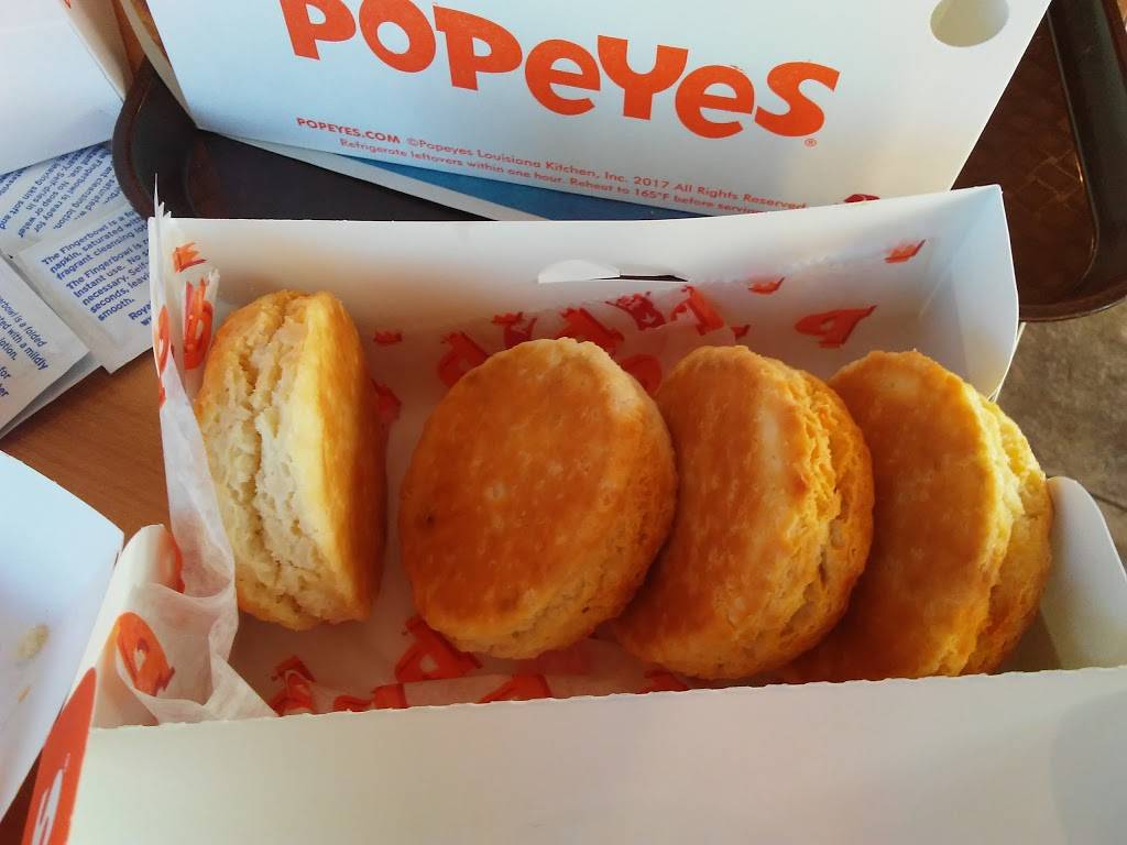 Popeyes Louisiana Kitchen | restaurant | 1719 N Broad St, Lansdale, PA 19446, USA | 2158553885 OR +1 215-855-3885