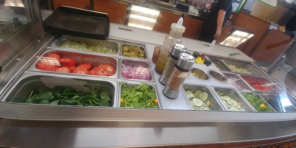 Subway | restaurant | 1060 Mineral Wells Ave, Paris, TN 38242, USA | 7316423210 OR +1 731-642-3210