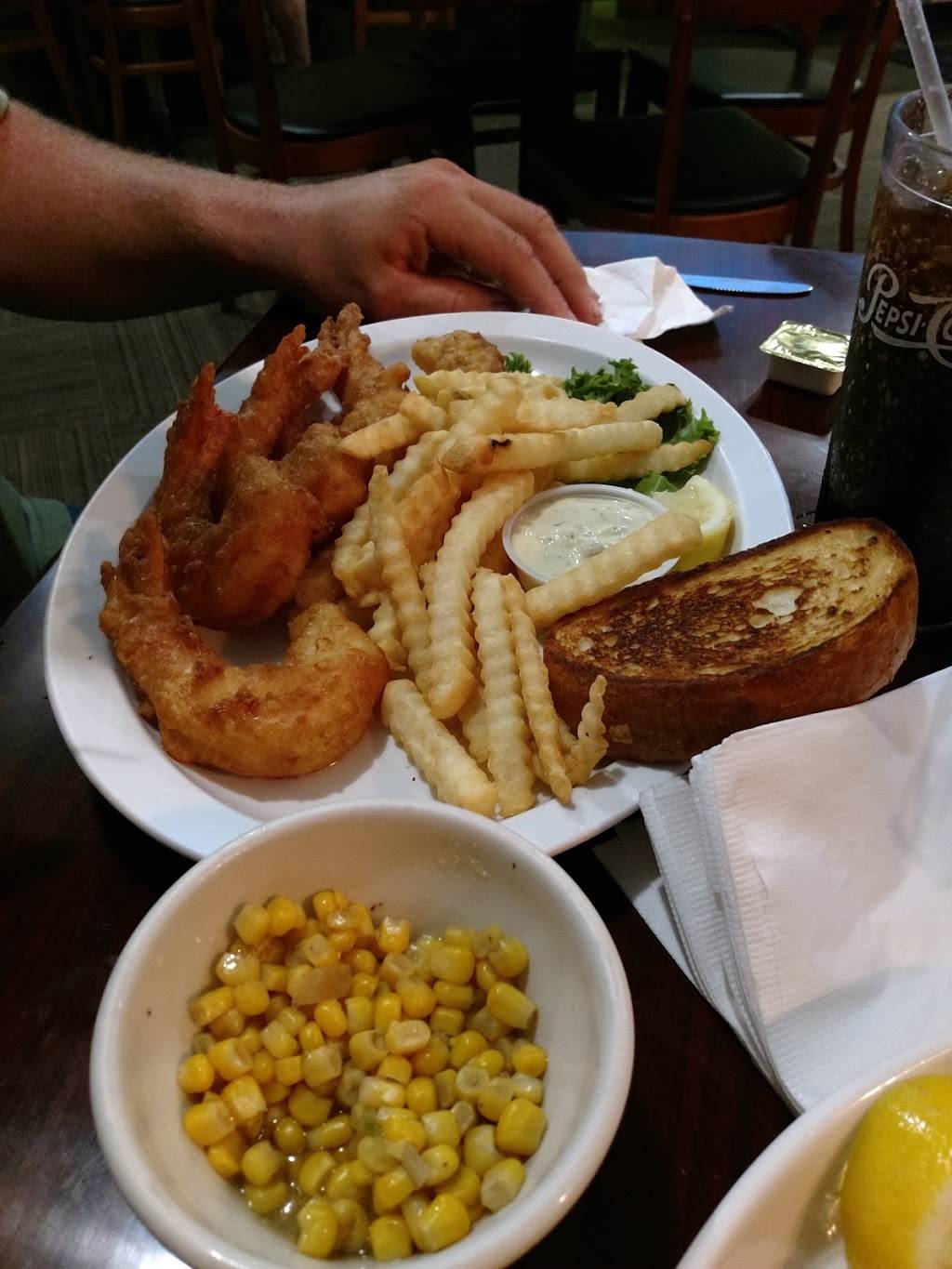 The Luck-E Bar and Restaurant | restaurant | 211 Main St S, Luck, WI 54853, USA | 7154728888 OR +1 715-472-8888