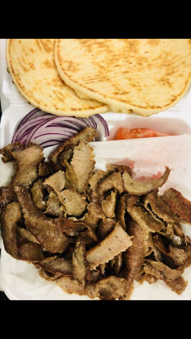Niros Gyros | restaurant | 855 W Cook St, Manteno, IL 60950, USA | 8154683400 OR +1 815-468-3400