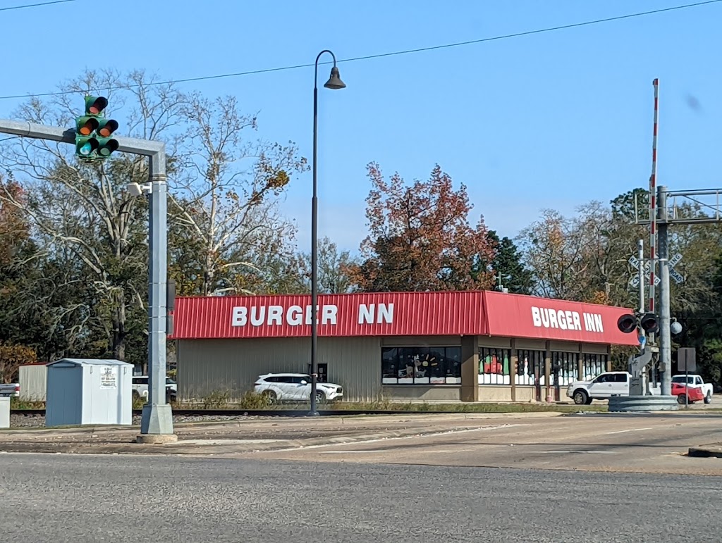 Burger Inn | restaurant | LA-10, Oakdale, LA 71463, USA | 3183353215 OR +1 318-335-3215