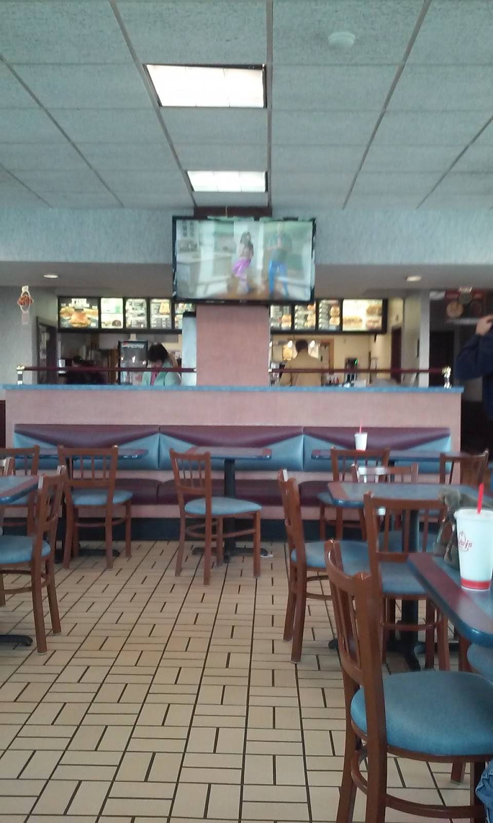 Arbys | restaurant | 2821 Hendrickson Dr, Eau Claire, WI 54701, USA | 7158387001 OR +1 715-838-7001