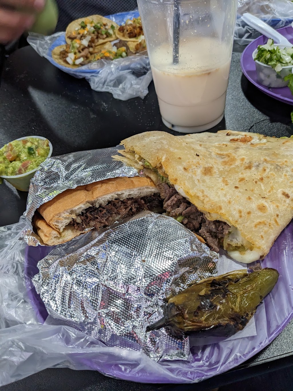 La Taqueria Tradicional | restaurant | 1050 Sunland Park Dr Suite A-700, El Paso, TX 79922, USA | 9153002555 OR +1 915-300-2555