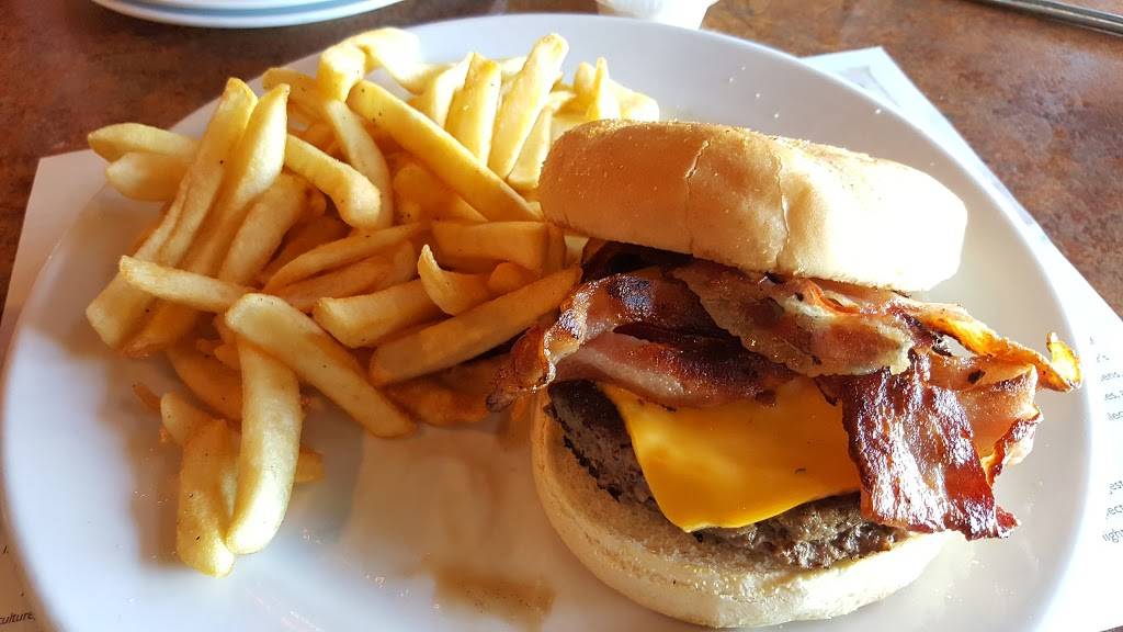 Jerrys Italian Grill & Tiki Bar | restaurant | 33 Inlet Harbor Rd, Ponce Inlet, FL 32127, USA | 3867602200 OR +1 386-760-2200