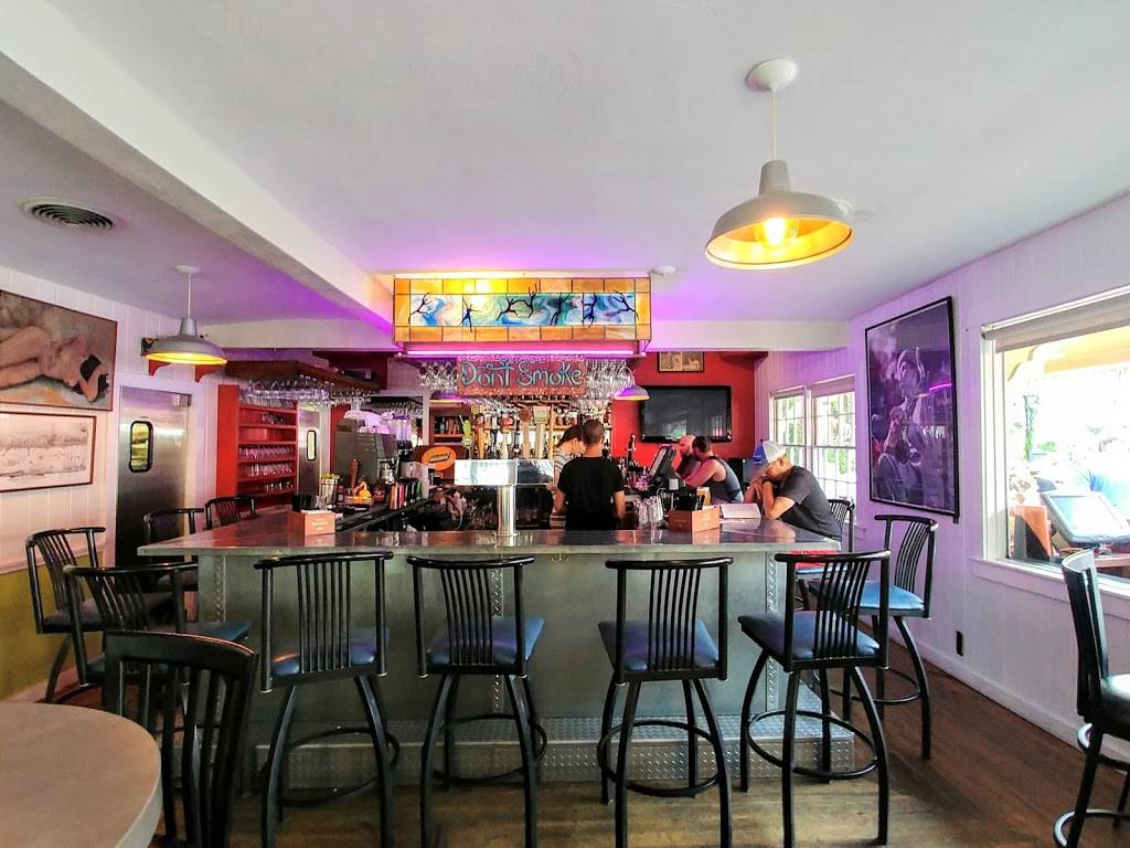 Bubalas By the Bay | restaurant | 183 Commercial St # 185, Provincetown, MA 02657, USA | 5084870773 OR +1 508-487-0773