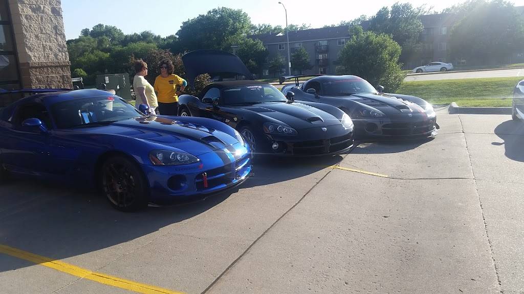 Don & Millies Restaurant | restaurant | 14321 Harrison St, Omaha, NE 68138, USA | 4029919112 OR +1 402-991-9112