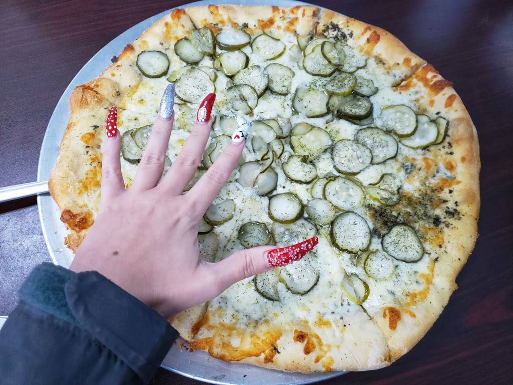 Lorettas pizza | restaurant | 2900 Arendell St #11, Morehead City, NC 28557, USA | 2527730999 OR +1 252-773-0999