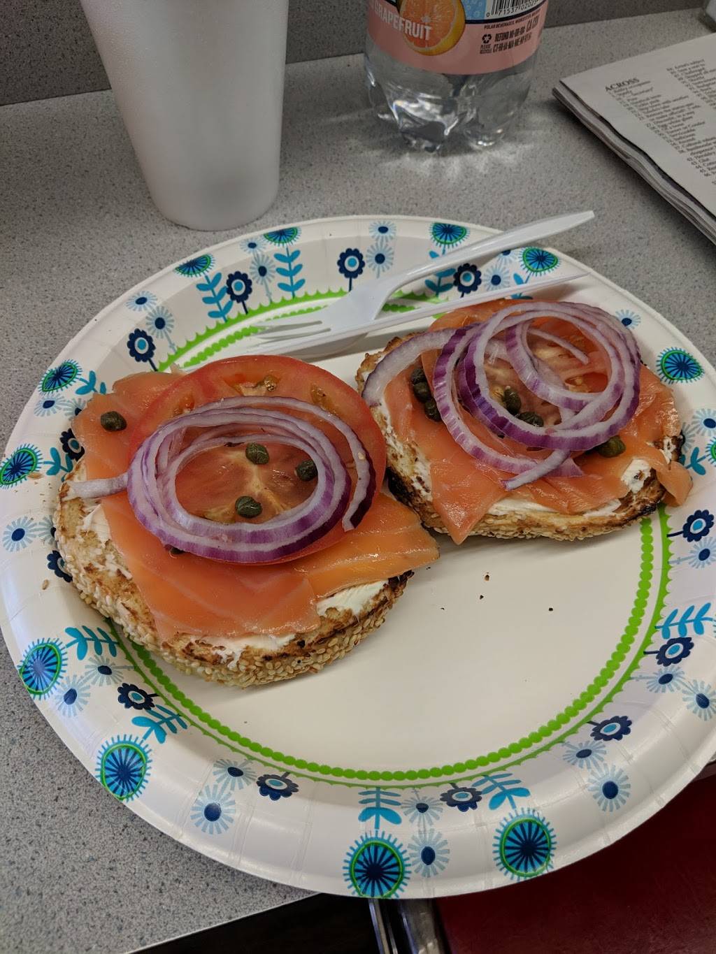 Protzels Delicatessen | meal takeaway | 7608 Wydown Blvd, St. Louis, MO 63105, USA | 3147214445 OR +1 314-721-4445