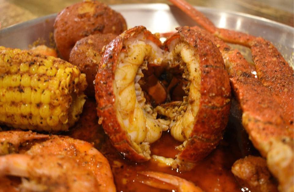 The juicy seafood | restaurant | 5020 Academy Ln, Bessemer, AL 35022, USA | 2054343041 OR +1 205-434-3041