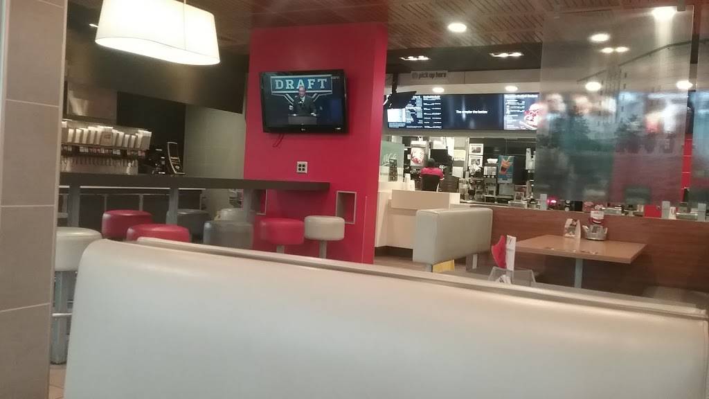 McDonalds | cafe | 910 W 5th Ave, Columbus, OH 43212, USA | 6142917971 OR +1 614-291-7971