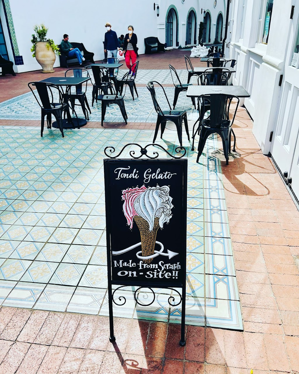 Tondi Gelato | restaurant | 401 Paseo Nuevo, Santa Barbara, CA 93101, USA | 8056801631 OR +1 805-680-1631