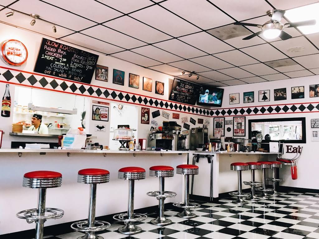 Nickels Diner | restaurant | 1060 Yavapai Dr Suite 1, Rio Rico, AZ 85648, USA | 5202811040 OR +1 520-281-1040