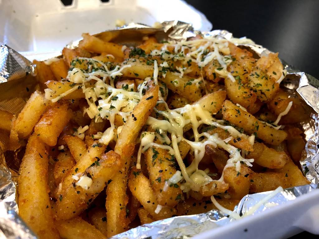 Flaming Pit | restaurant | 222 Arsenal St, Watertown, MA 02472, USA | 6173930201 OR +1 617-393-0201