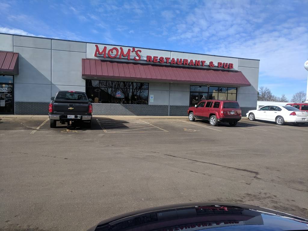 Moms Restaurant & Pub | restaurant | 225 Bremer Ave # 1, Colfax, WI 54730, USA | 7159624617 OR +1 715-962-4617