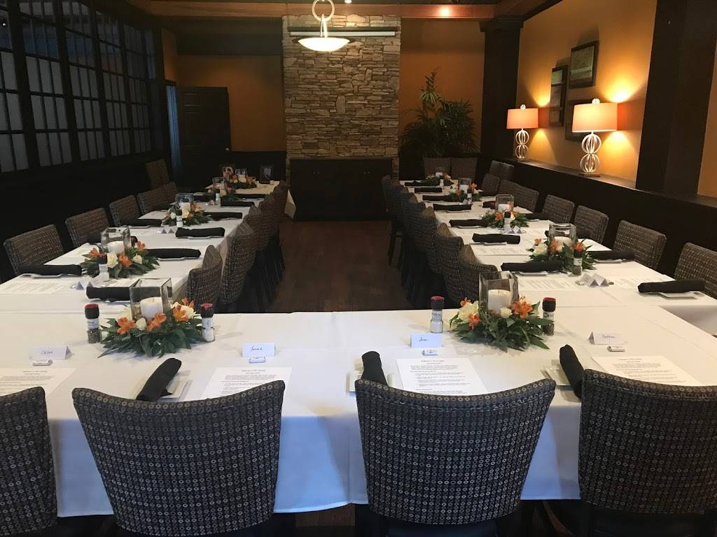 The Caroline | restaurant | 5 S Market St, Troy, OH 45373, USA | 9375527676 OR +1 937-552-7676