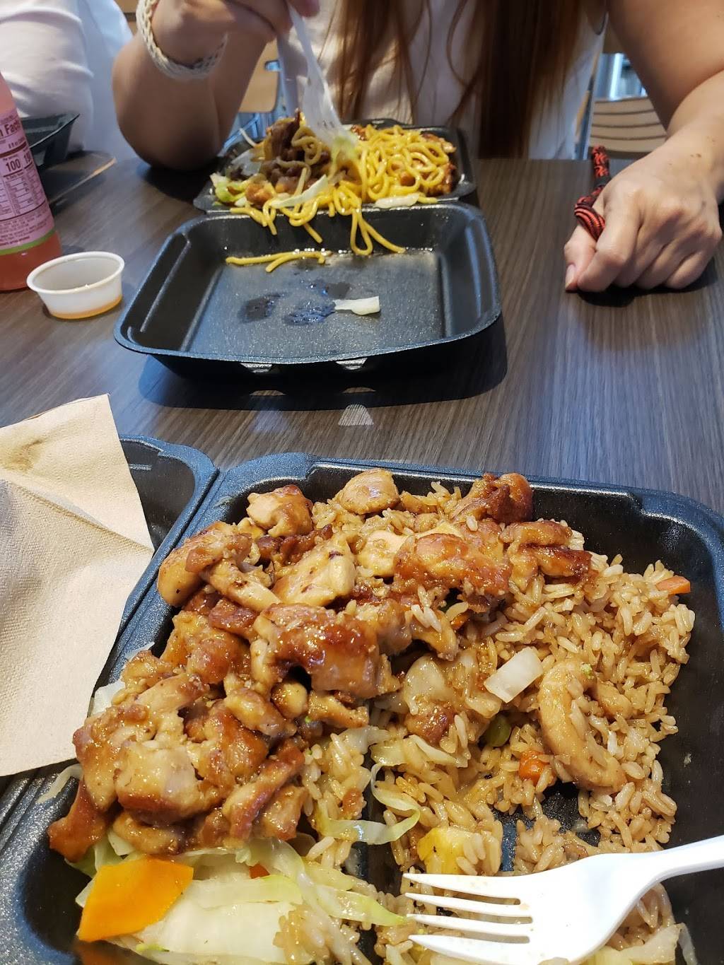 Panda Express | restaurant | 1852 Tamiami Trail N, Naples, FL 34102, USA | 2396498882 OR +1 239-649-8882