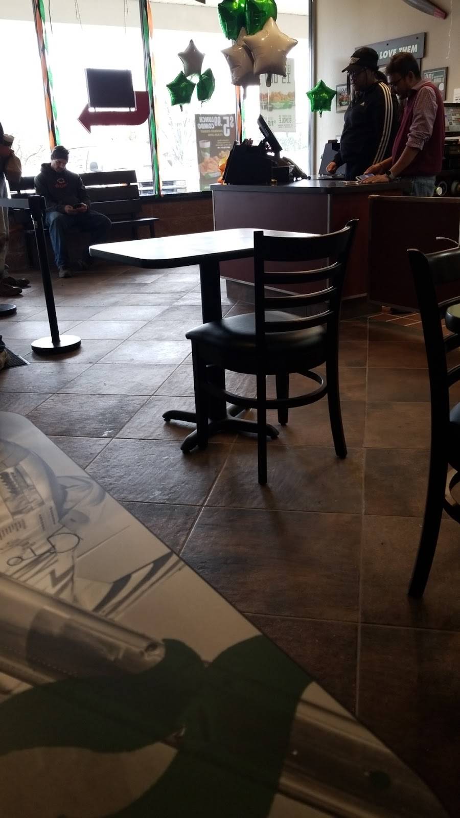 Wingstop | restaurant | 708 E Rollins Rd, Round Lake Beach, IL 60073, USA | 2247575152 OR +1 224-757-5152