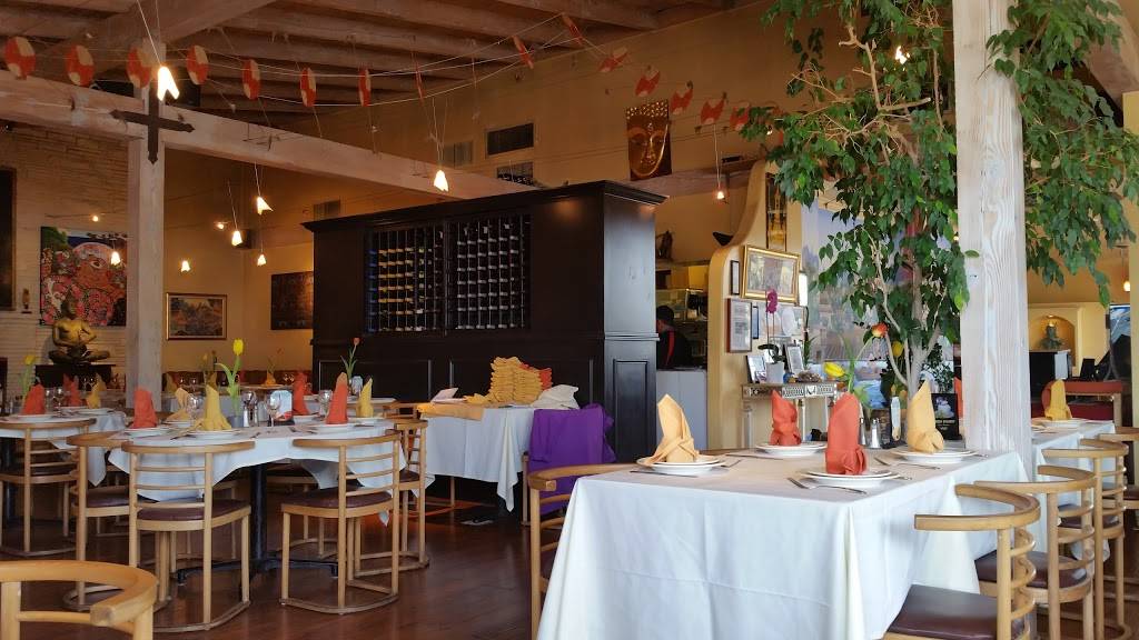 Royal Thai Cuisine | restaurant | 4001 West Coast Hwy, Newport Beach, CA 92663, USA | 9496458424 OR +1 949-645-8424