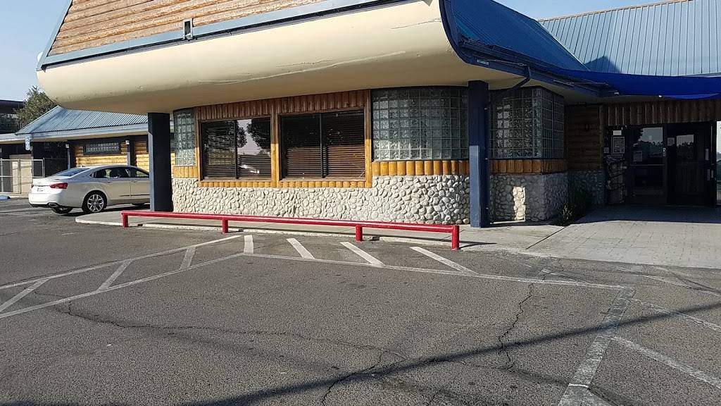 Yosemite Falls Cafe | cafe | 4248 W Ashlan Ave, Fresno, CA 93722, USA | 5592756060 OR +1 559-275-6060