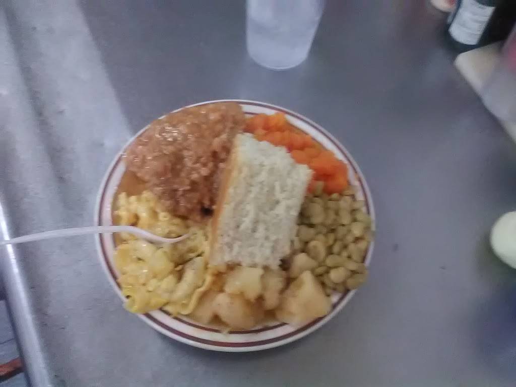 Joann Family Affair | restaurant | 2550 N Watkins St, Memphis, TN 38127, USA | 9015983244 OR +1 901-598-3244