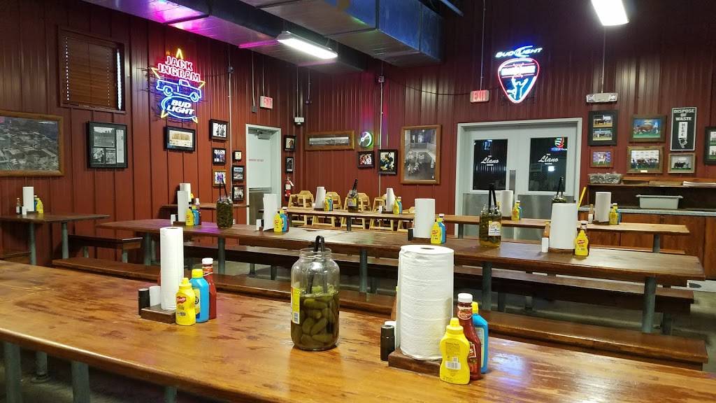 Coopers Old Time Pit Bar-B-Que | restaurant | 301 Stockyards Blvd, Fort Worth, TX 76164, USA | 8176266464 OR +1 817-626-6464