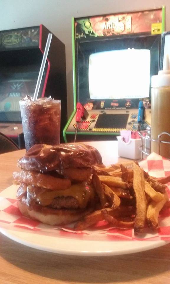 Hi Scores Bar Arcade & Grill | restaurant | 224 N Main St, Fostoria, OH 44830, USA | 4197017140 OR +1 419-701-7140