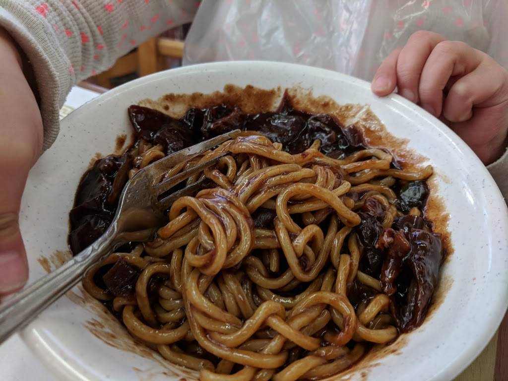 Yu Ga Ne | restaurant | 698 Irolo St, Los Angeles, CA 90005, USA | 2134801289 OR +1 213-480-1289