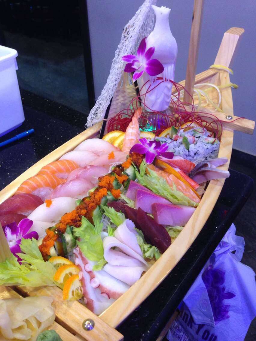 Tokyo Japanese Seafood & Steakhouse | restaurant | 215 Commonwealth Dr #5, Wytheville, VA 24382, USA | 2762231008 OR +1 276-223-1008