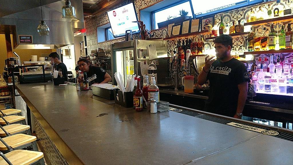 La Casita Pupuseria & Cocina C.A | restaurant | 2 E Diamond Ave, Gaithersburg, MD 20877, USA | 2404745615 OR +1 240-474-5615