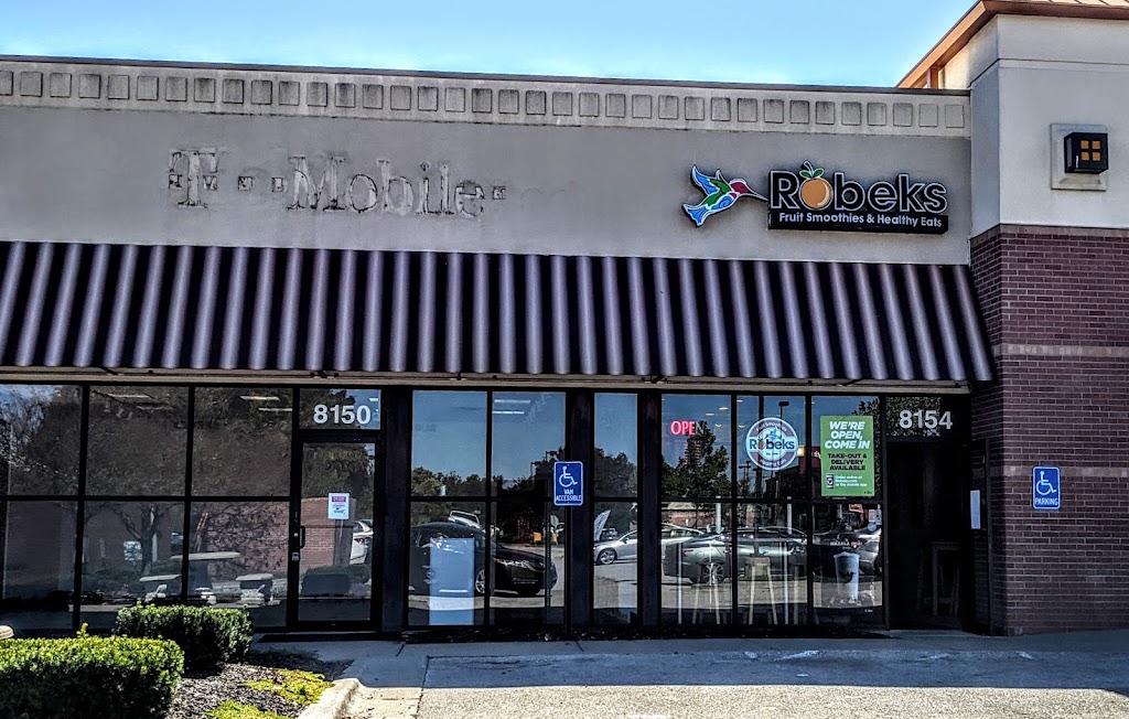 Robeks Fresh Juices & Smoothies | restaurant | 8154 W 135th St, Overland Park, KS 66223, USA | 9138514844 OR +1 913-851-4844