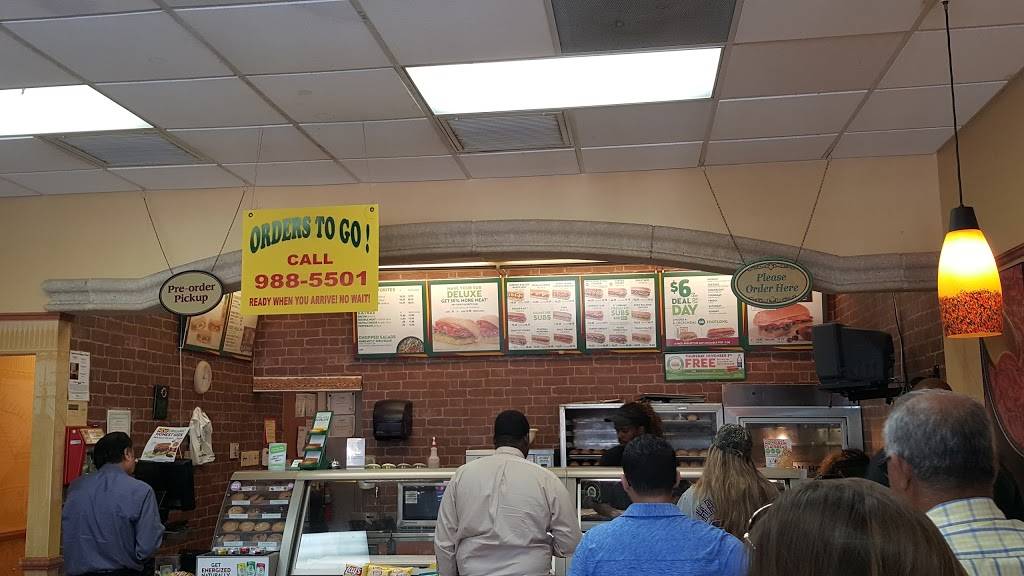 Subway Restaurants | restaurant | 5507 E Fowler Ave, Temple Terrace, FL 33617, USA | 8139885501 OR +1 813-988-5501