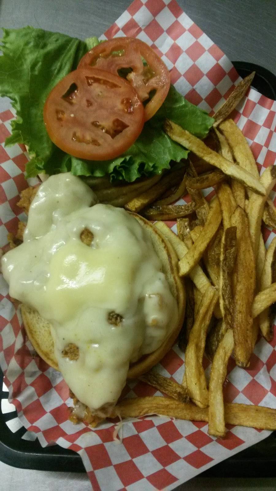 Dianas Burgers | restaurant | 2202 N Zarzamora St, San Antonio, TX 78201, USA | 2102512252 OR +1 210-251-2252