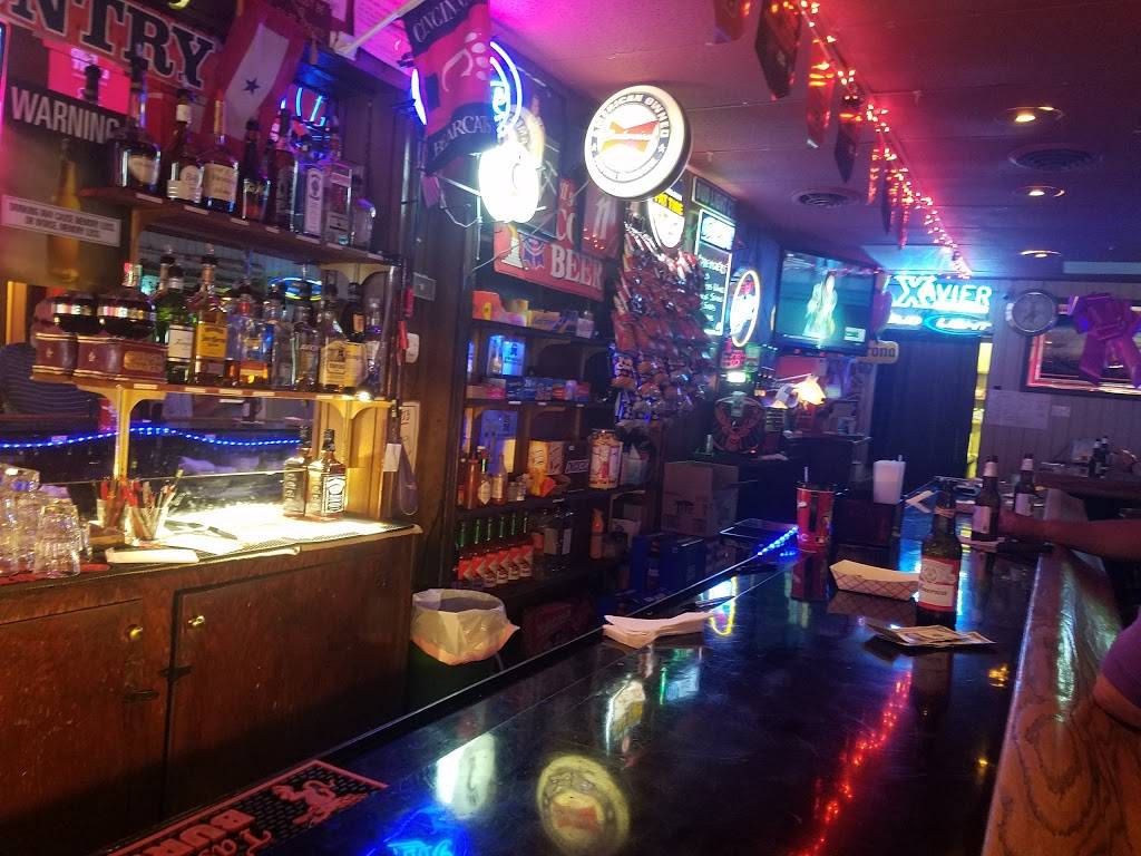 Pilot Inn | restaurant | 3921 Edwards Rd, Cincinnati, OH 45209, USA | 5135314156 OR +1 513-531-4156