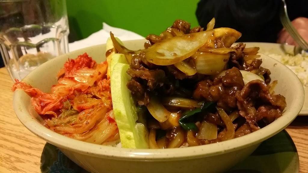 Yummy Yummy Asian Cuisine | meal delivery | 2901 N Broadway, Chicago, IL 60657, USA | 7735256677 OR +1 773-525-6677