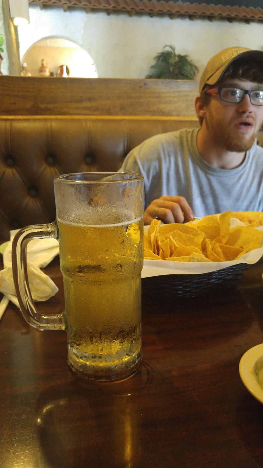 El Guadalajara Mexican Restaurant | restaurant | 1700 W Market St, Bolivar, TN 38008, USA | 7312123040 OR +1 731-212-3040