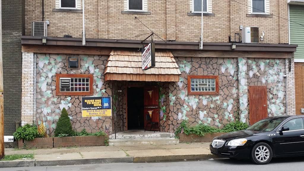 Filipino American Club of Ambridge - FACA | restaurant | 603 Duss Ave, Ambridge, PA 15003, USA | 7243850949 OR +1 724-385-0949