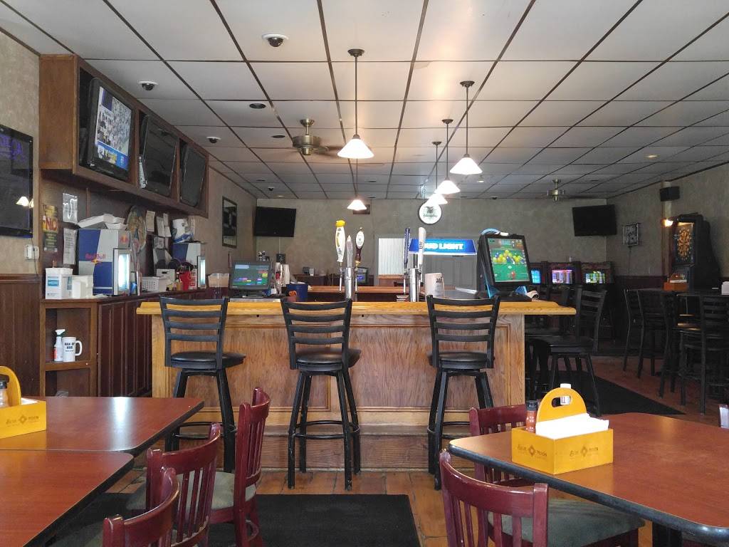 Tommy Boys Tavern Inc | restaurant | 120 Bill George Dr, Waynesburg, PA 15370, USA | 7246273150 OR +1 724-627-3150