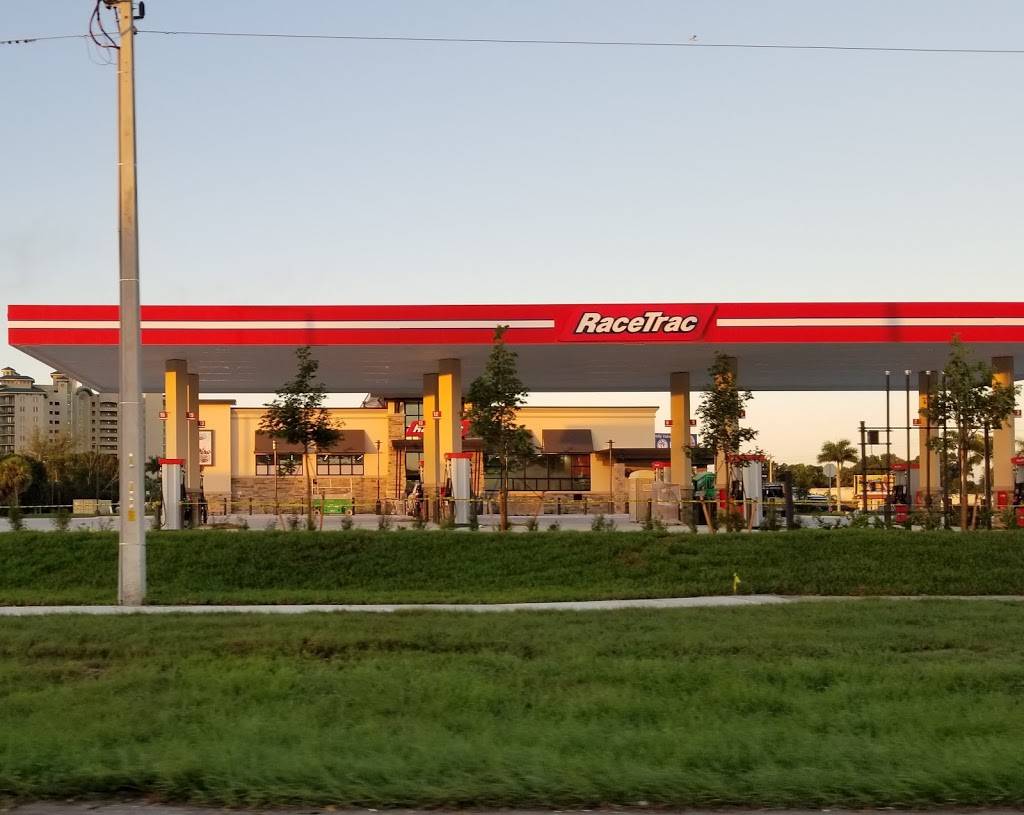 RaceTrac | bakery | 13501 N Cleveland Ave, North Fort Myers, FL 33903, USA | 2396520151 OR +1 239-652-0151
