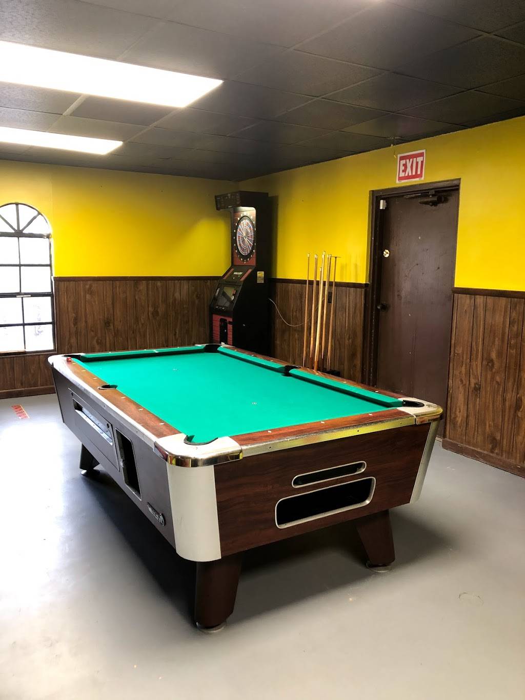 SB&B Seafood Bar & Grill LLC | restaurant | 1801 George Jenkins Blvd, Lakeland, FL 33815, USA | 8639376833 OR +1 863-937-6833