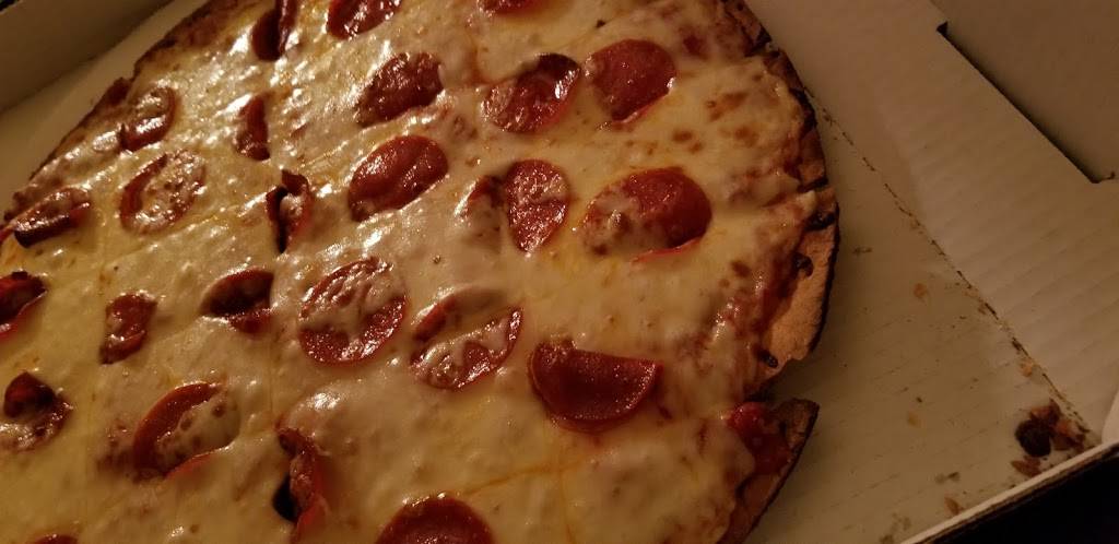 Goldies Pizza & Slots | restaurant | 4722 W Farmington Rd, Peoria, IL 61604, USA | 3097132173 OR +1 309-713-2173