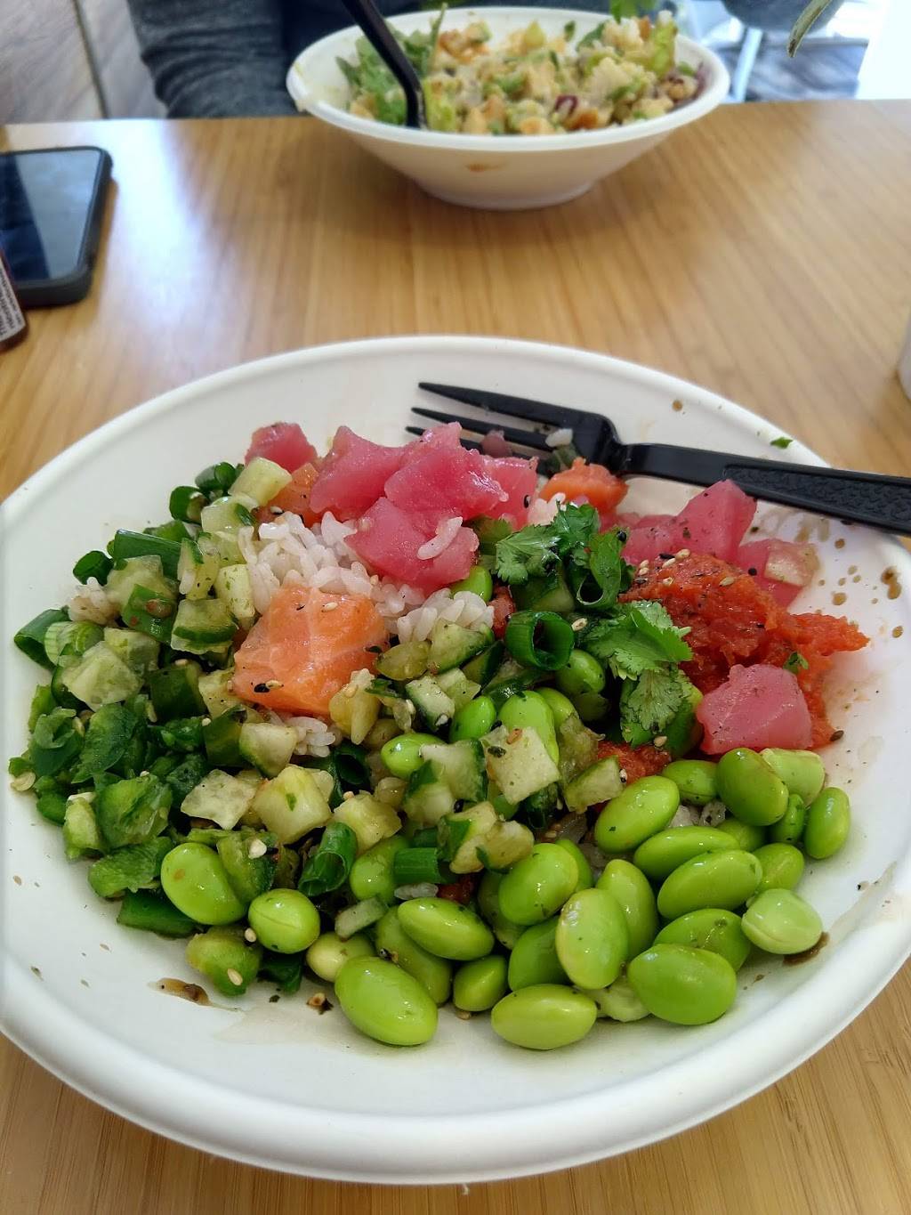 Tail & Fin | restaurant | 1910 Village Center Cir #9, Las Vegas, NV 89134, USA | 7027901810 OR +1 702-790-1810