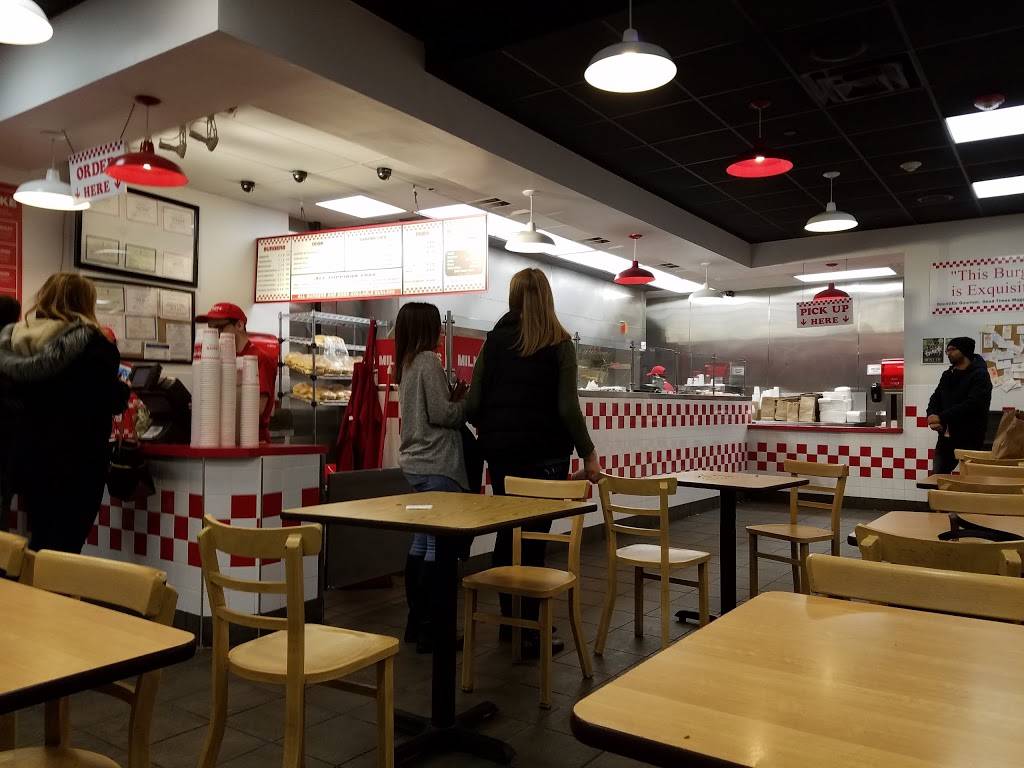 Five Guys | meal takeaway | 5122 Nesconset Hwy, Port Jefferson Station, NY 11776, USA | 6313310400 OR +1 631-331-0400