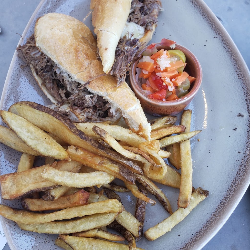 Badlands Bar & Grill | meal takeaway | 7192 S Price Rd, Tempe, AZ 85283, USA | 4808004600 OR +1 480-800-4600