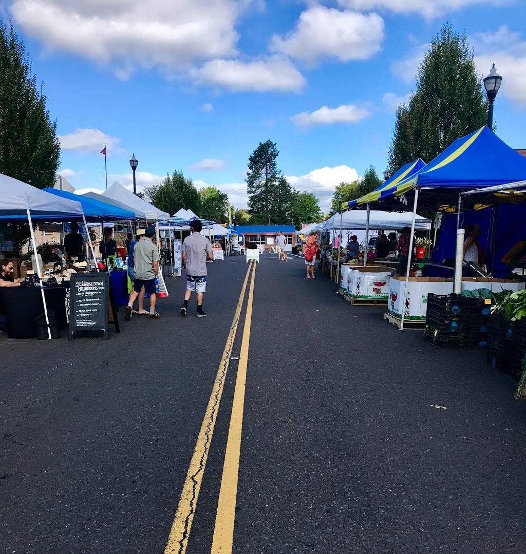 The Hummus Stop | restaurant | 11140 SW Capitol Hwy, Portland, OR 97219, USA | 5032095517 OR +1 503-209-5517