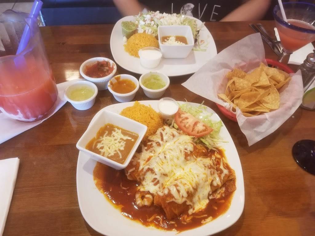 Azteca Restaurant MKE | restaurant | 901 Milwaukee Ave, South Milwaukee, WI 53172, USA | 4147660450 OR +1 414-766-0450