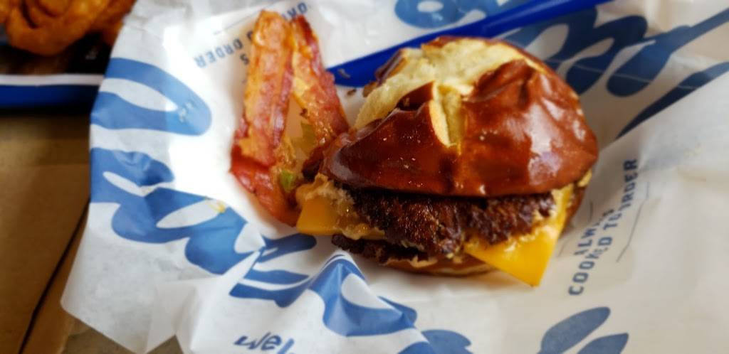 Culvers | restaurant | 3155 W Ray Rd, Chandler, AZ 85226, USA | 4802687249 OR +1 480-268-7249